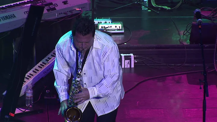 Richard Elliot with Jonathan Butler "When A Man Lo...