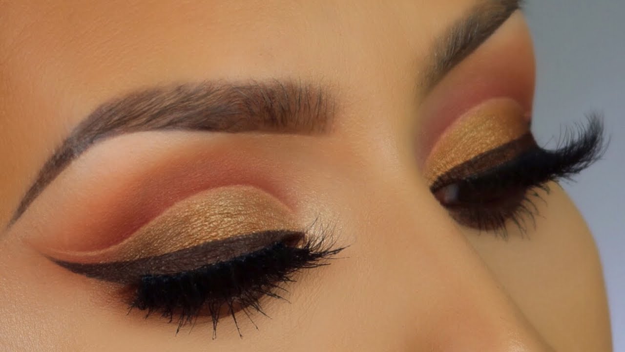 Cut crease makeup tutorial l Whats the tea?