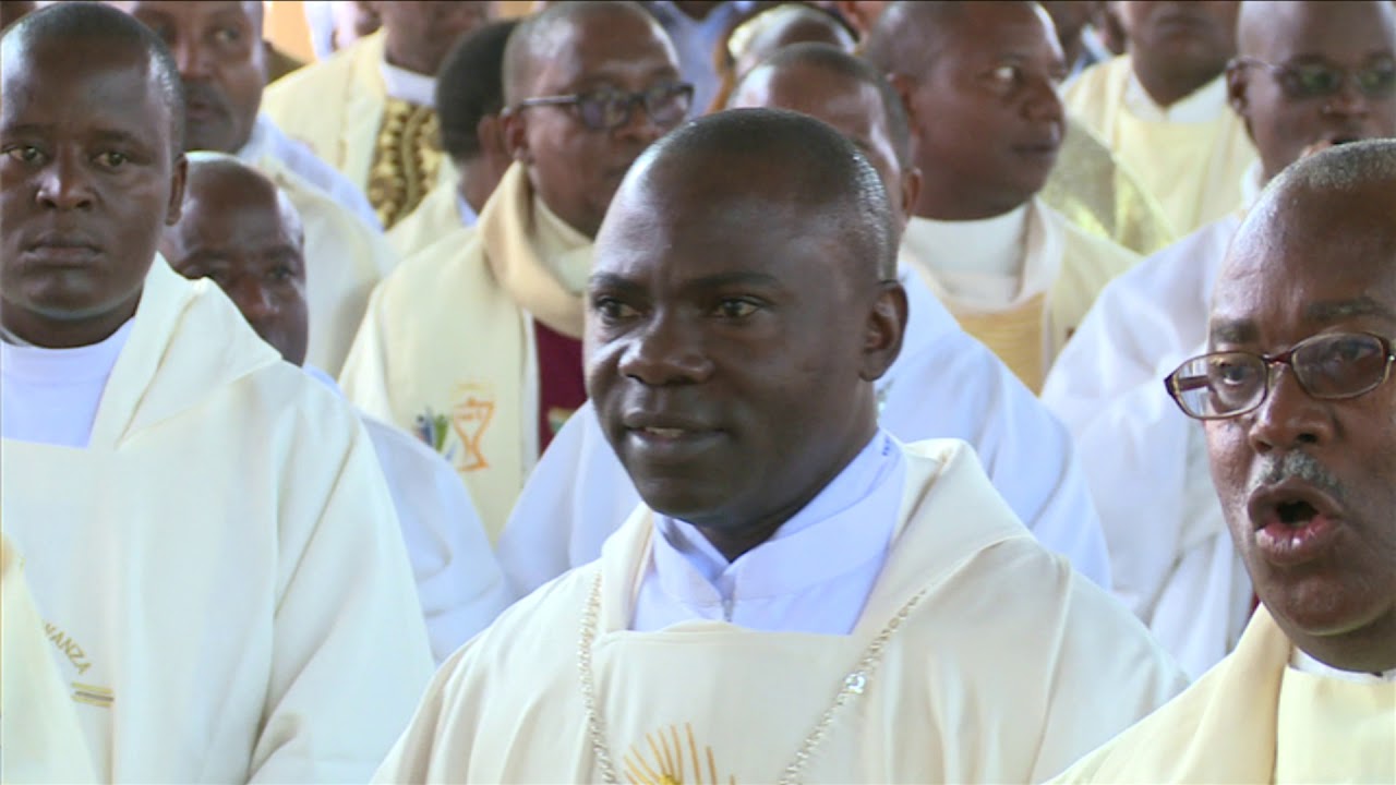 VIDEO: KUSIMIKWA ASKOFU FILBERT MHASI JIMBO KATOLIKI TUNDURU Masasi 17.02.2019