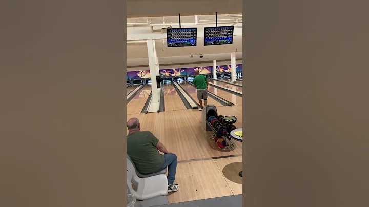 Steve Buckman Rolls 300 #16 at South Levittown Lanes
