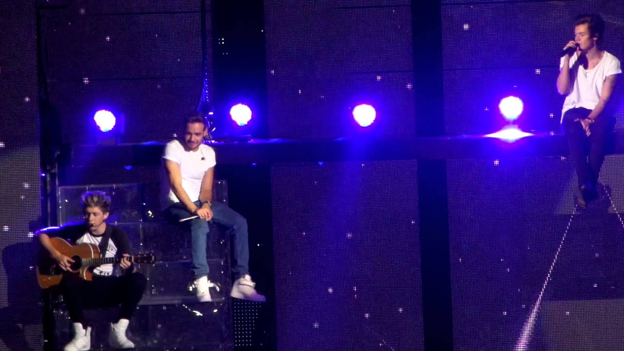 LITTLE THINGS - One Direction FULL HD HQ - 17 October 2013 Melbourne Rod Laver Arena