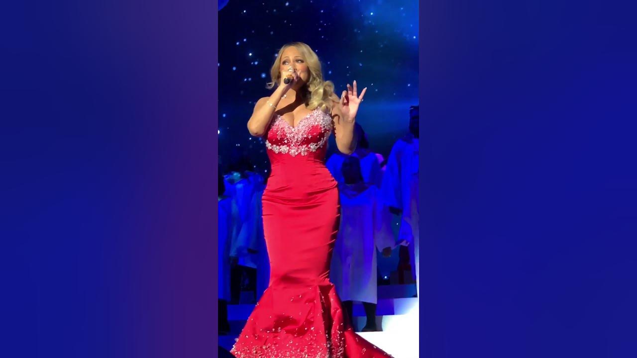 Mariah Carey “Oh Holy Night” 12/13 at The Garden