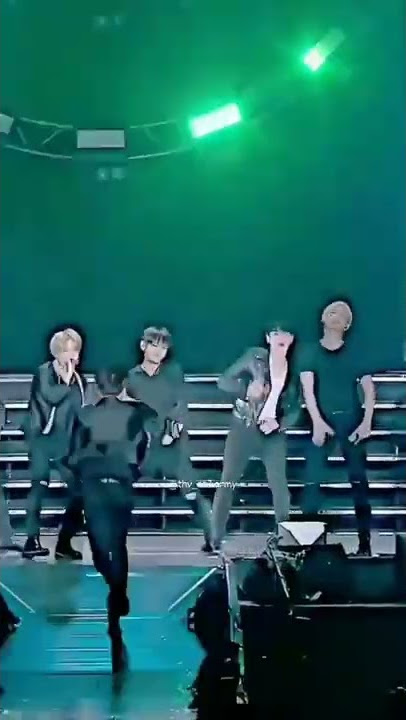 Jimin is dying there🤣 for Tae's nikonikonik #shorts#bts#v#youtubeshorts#youtube#btsforever7forever