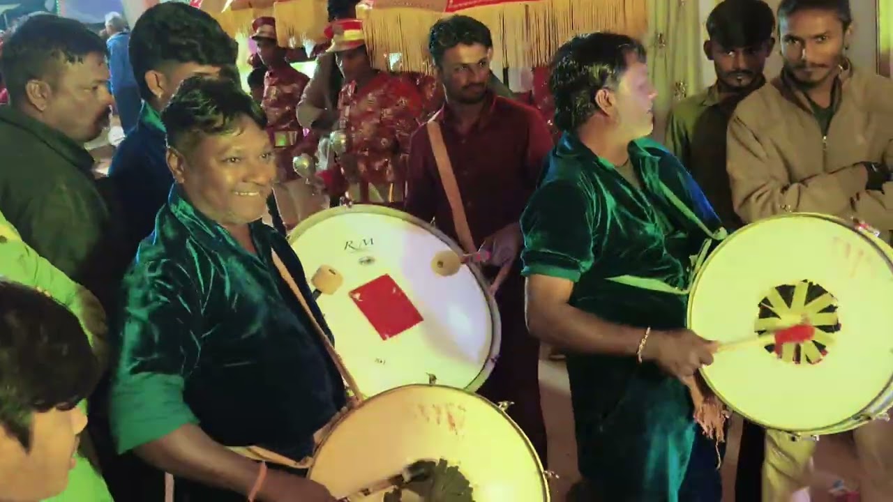 V SAMRAT BAND MODASA 9537815431...9913079578.. हम प्यार करने वाले ।दील 