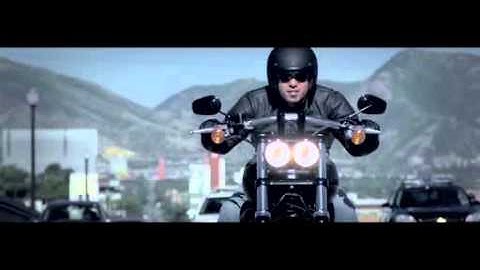 Harley-Davidson Dyna Fat Bob 2014 (Vídeo Oficial / Official Video)