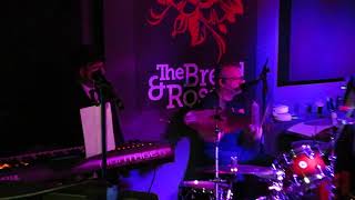 Distant Echo @ Bread & Roses, Clapham, 17th March, 2018 - London Calling