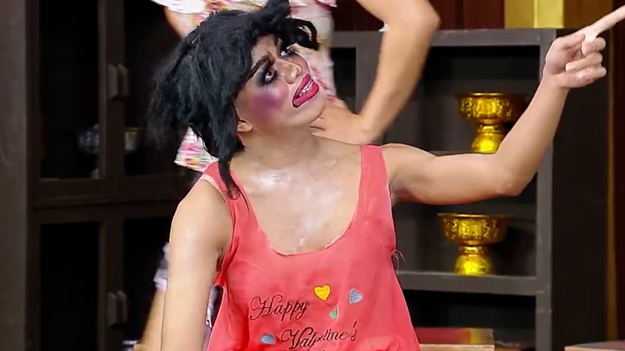 ช่างแต่งหน้า บ่ดีคักส่ะ หื้ยยยยย...เป็นลูกผู้ใหญ่บ้านพุ่นเดะหนิ