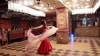 Восточный танец с шалью | Bellydance with double veil | Now we are free | Ayleen Восточный танец с шалью | Bellydance with double veil | Now we are free | Ayleen