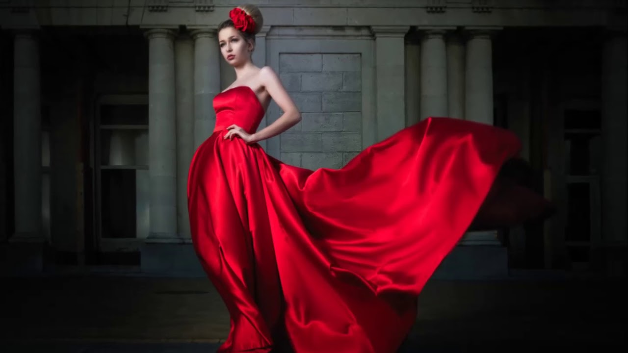 CHRIS DE BURGH LADY IN RED - YouTube.