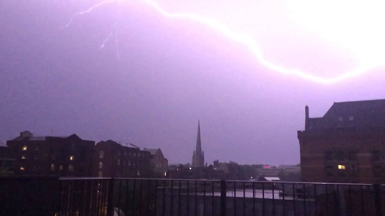Lightning in Bristol - YouTube