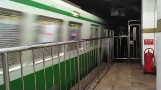 神戸市営地下鉄1000系入線