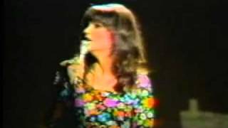 Johnny Cash & Linda Ronstadt   Walk a mile in my Shoes chords