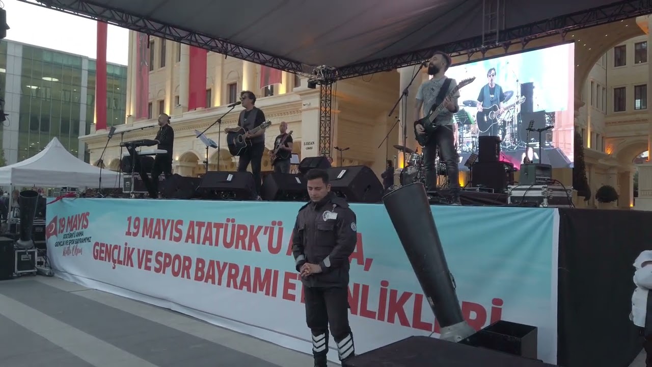 AYNA - Ölsem de Kurtulsam (Canlı | Büyükçekmece Konseri)