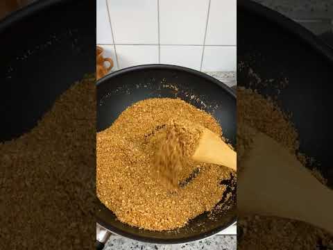 Macaroane Cu Pesmet Si Nuca Desertul Ieftin Din Copilarie Shorts 