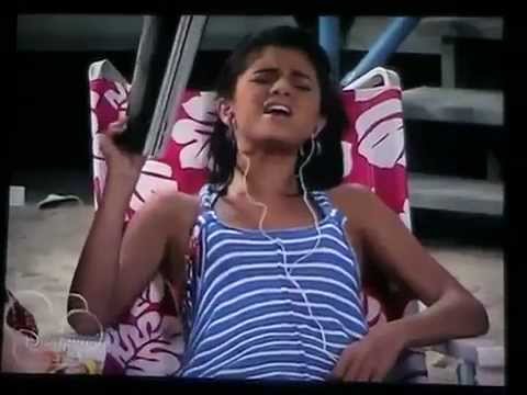 selena-gomez-(alex-russo)-singing-'together-forever'-on-wizards-of-waverly-place