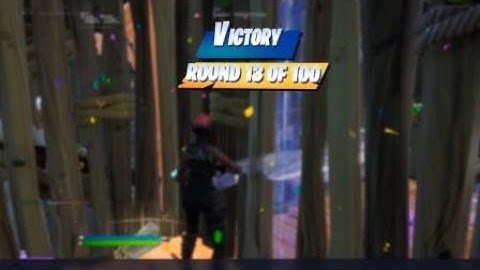 My friend thought he could beat me in a 1v1 boxfight