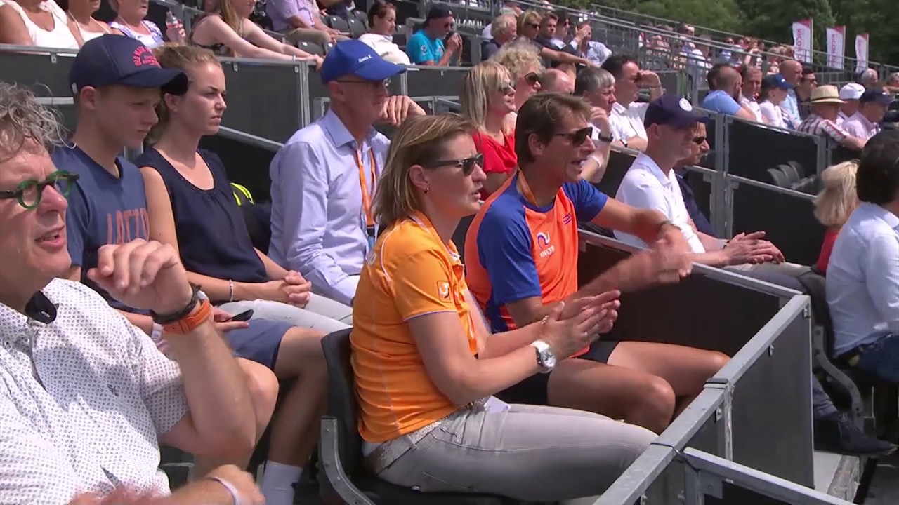 Richel Hogenkamp (NED) vs. Ana Konjuh (CRO)