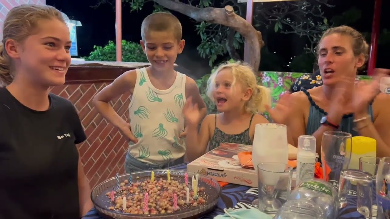 Ép.54 KUMBAYA aux îles Marquises, découverte de Nuku Hiva en Polynésie française 🇵🇫