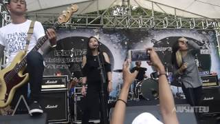 Download lagu Killing Me Inside feat AiU Luka 22 12 2016 Killing Me Inside feat AiU Luka 22 12 2016