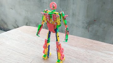 Review Robot cực ngầu từ bộ lắp ghép mô hình kĩ thuật.
