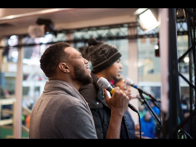 The Walls Group ยซBeautifulยป - live in der #jrz15-Glasbox