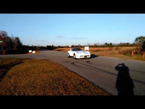 82-chevy-corvette-burnout