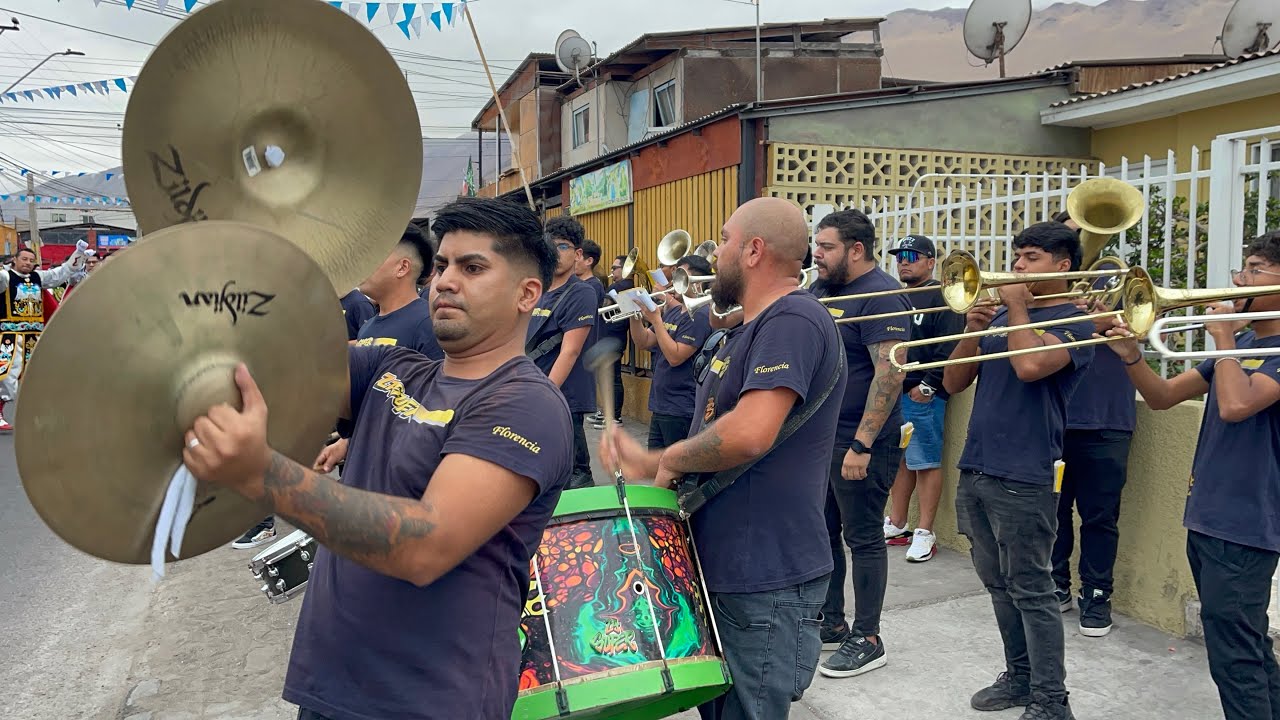 🎺💚🩵LaSúper Band под ритм прыжков Диаблада ~ Фестиваль Девы Фатимы в Икике 2025🩵🤍🎺