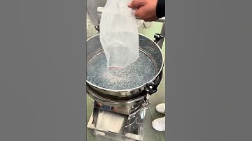 Small vibrating screen #machine #sand #screeningmachine