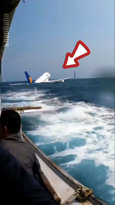 TRAGEDI KECELAKAAN PESAWAT YANG TEREKAM KAMERA!