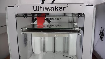 An Ultimaker automatically printing a 3D printed visor