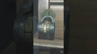 RESIDENT EVIL 2 REMAKE - THE DESK LOCK CODE #re2remake #residentevil2remake #zombiegame