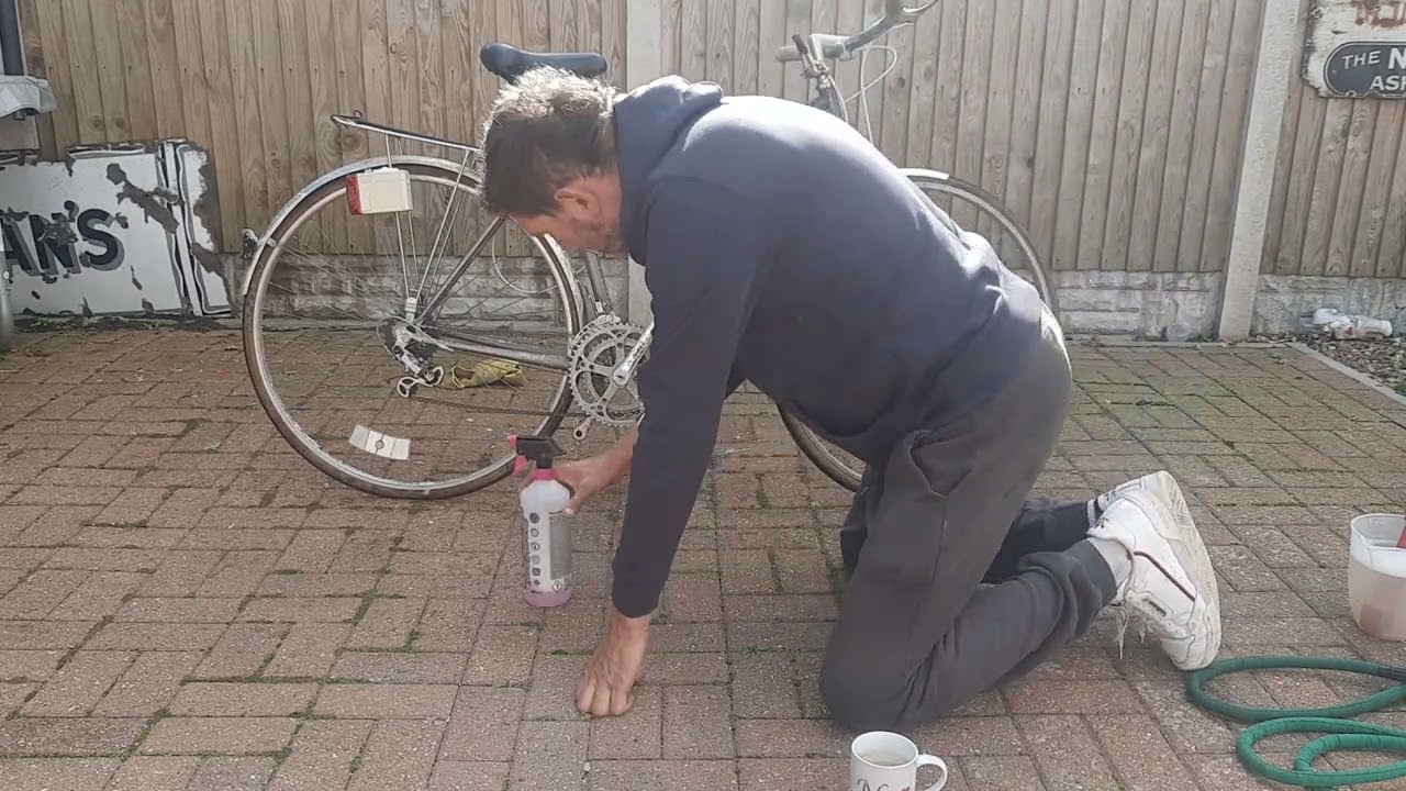 Dawes shadow vintage bike | garage sale pick up | making money from old bikes | first wash