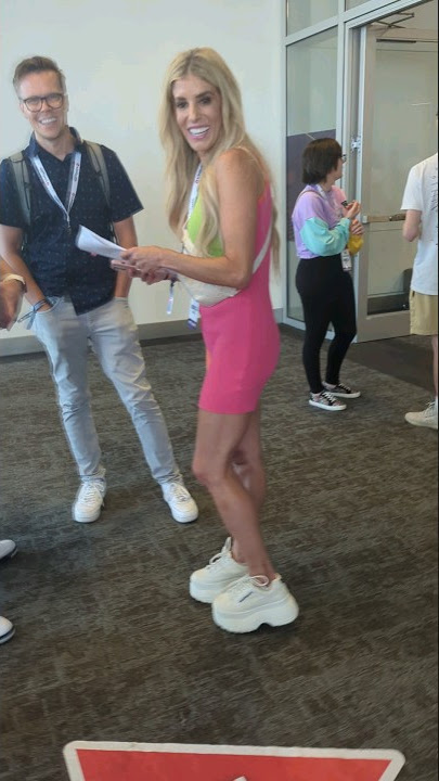 Download lagu Meeting the YouTube Legend: Aria's Epic Encounter with Rebecca Zamolo at VidSummit 2023 in Dallas!