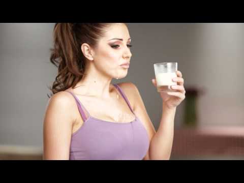 Lucy Pinder, Drinking.mp4 (Pinder...ing Game)