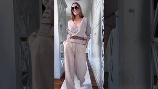 Spring Capsule Combining Fluid Pants And Neutral Tones