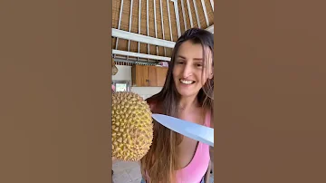 Дуриан самый вкусный но самый вонючий и полезный фрукт царь фруктов #бали #тайланд #вьетнам