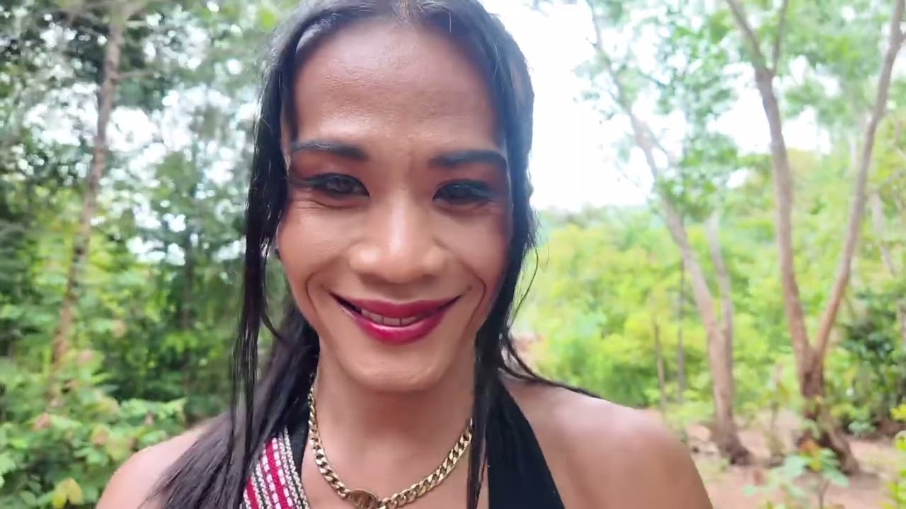 ไปเที่ยวแคมป์ช้างอาบน้ำช้างเดินเล่นถ่ายรูปกันPattaya elephant sanctuary #thailand #pattayatrip