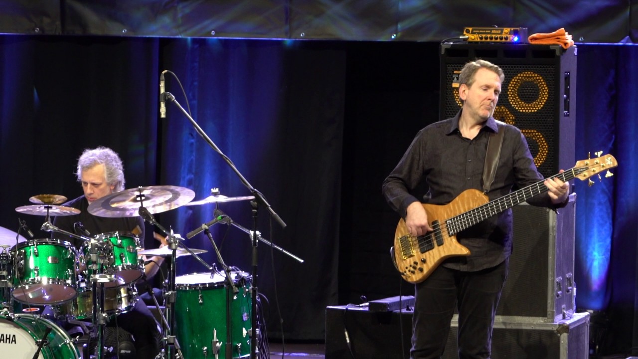 Dave Weckl and Mike Stern LIVE@MOGORO - The Chicken