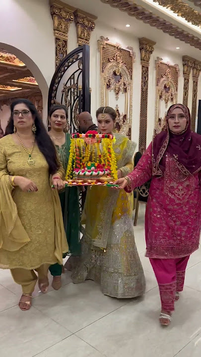 Beautiful Mehndi entry #wedding #film #event