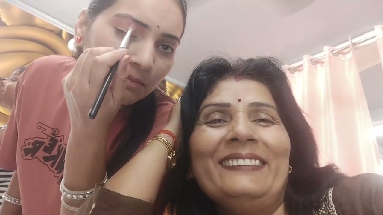 सोनम की कॉपी करने वाले तुम कभी बराबरी नहीं कर सकते 😁😁😁😁