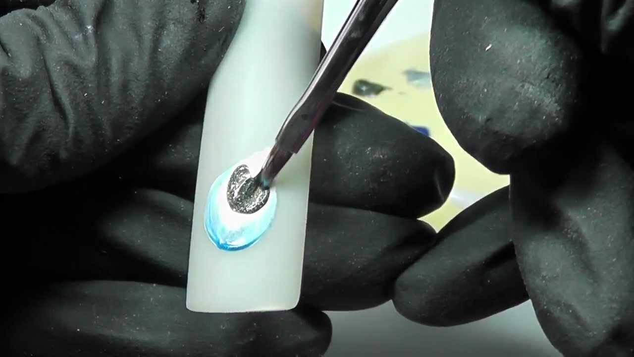 Nail Art by Anna Milay. "Pfauenfeder"