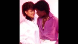 Video thumbnail of "Stacy Lattisaw ft. Johnny Gill - Perfect Combination (1984)"