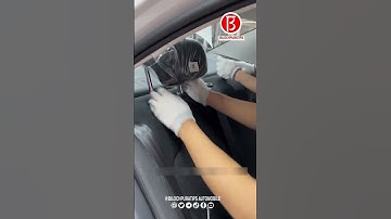 The rear headrest is really useless, it is recommended to cancel it.