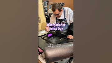 Afdrukken en bespreken van Lewis Winter als kunstenaar voor de Internationale Kunstenaarsdag (25 ...