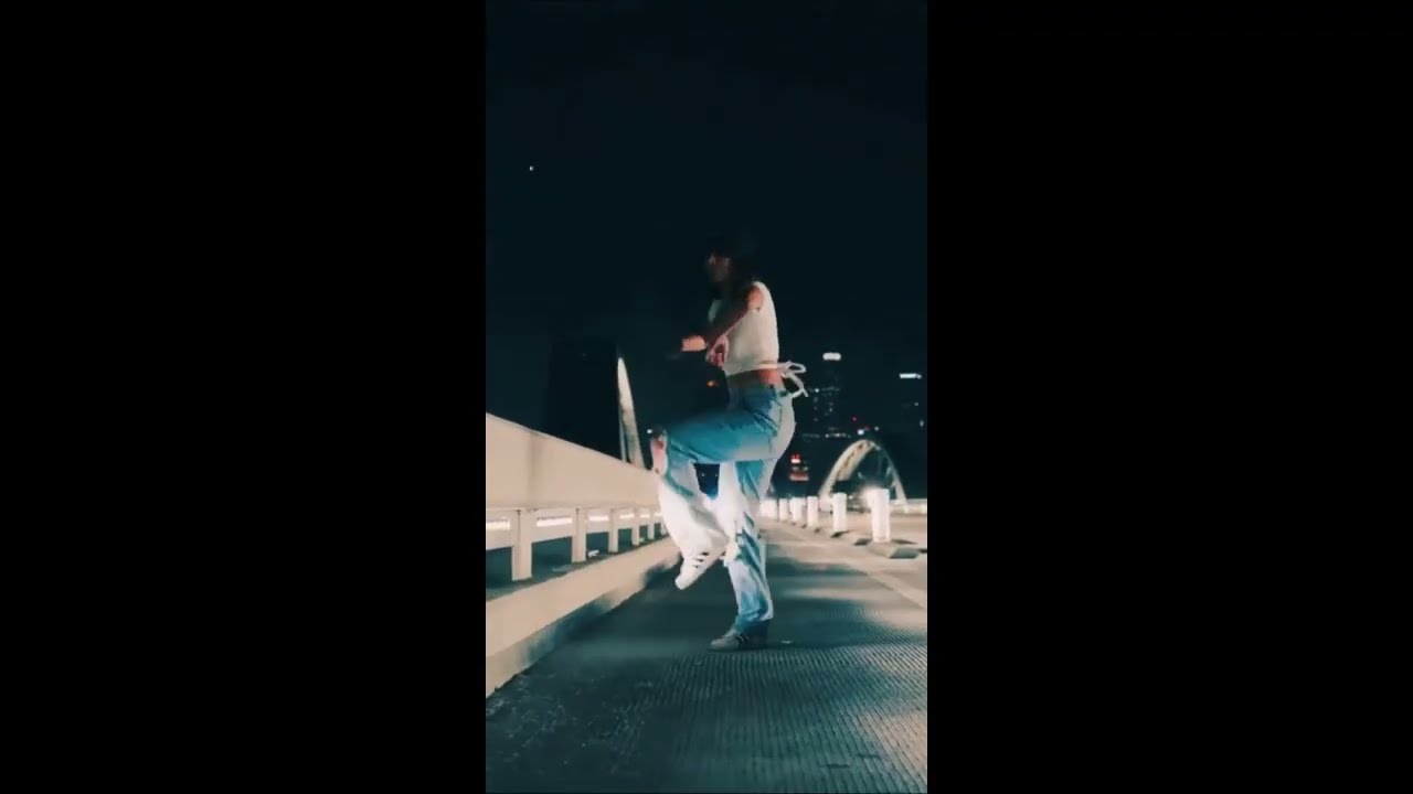 Bryan Adams 🔥🔥 Summer Of '69 🔥🔥 (Shuffle Dance) - YouTube