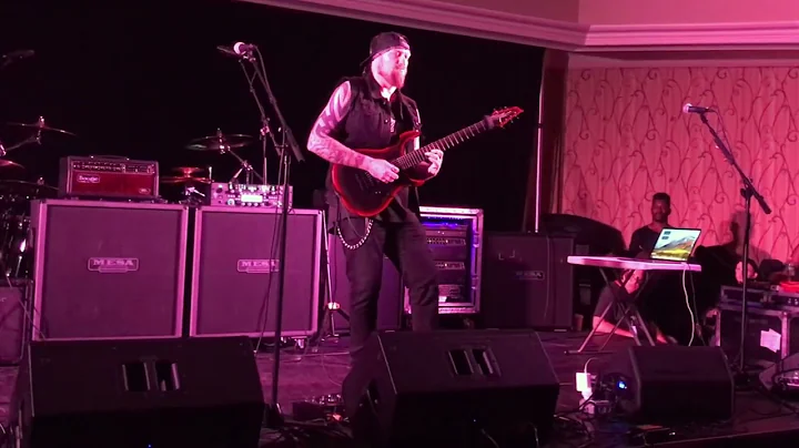 ANDY JAMES PERFORMANCE AT GUITAR UNIVERSE