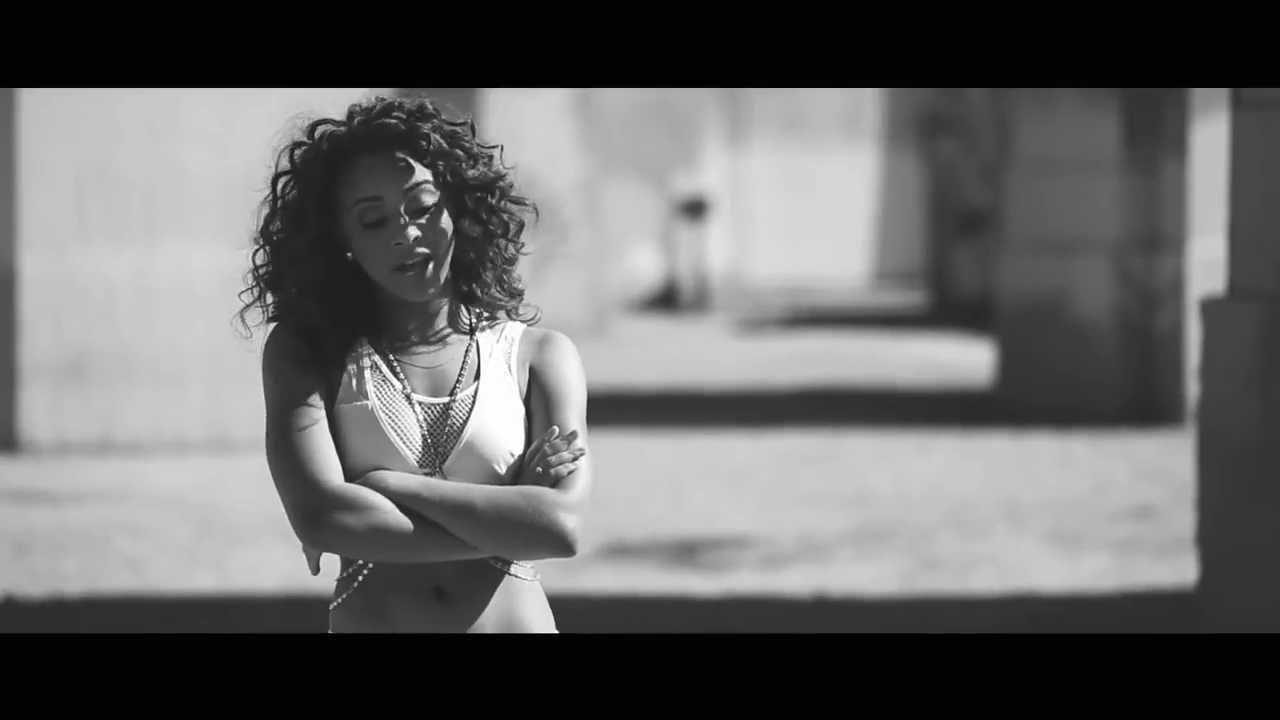 在 YouTube 上觀看「Alexis Jordan - Gone (Official)」 在 YouTube 上觀看「Alexis Jordan - Gone (Official)」