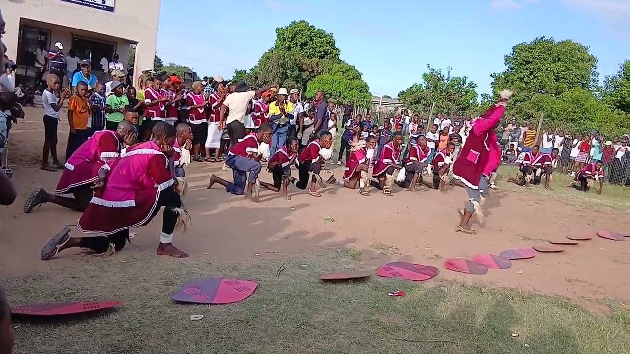 Ingoma yase Jozini (Oguluva)