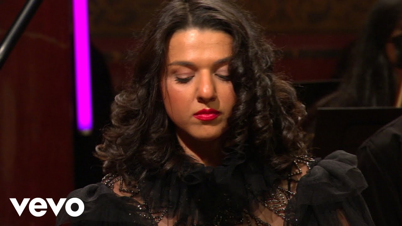 Khatia Buniatishvili - Tchaikovsky: Piano Concerto No. 1, Mov. 3