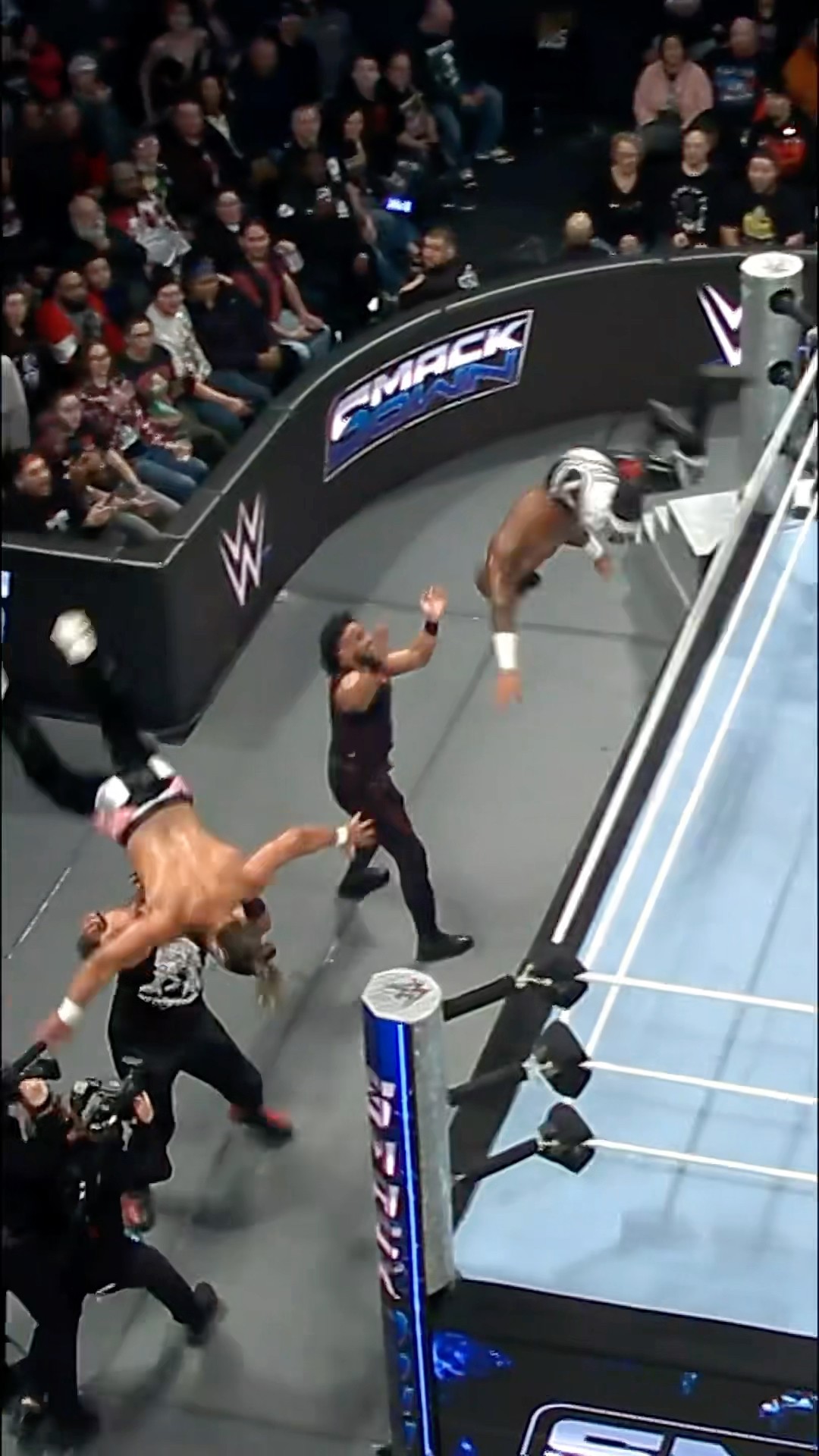 Andrade \u0026 Apollo Crews take to the skies